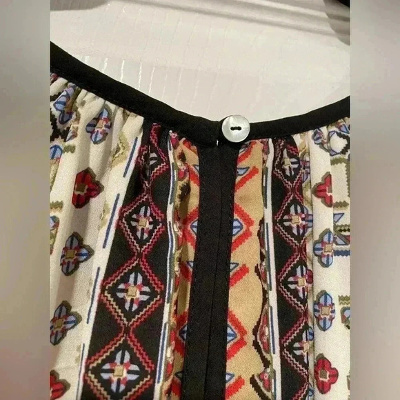 Daniel Rainn Flowy Layered Earth Tone Aztec Print Sleeveles Blouse Button Size S - Picture 12 of 14
